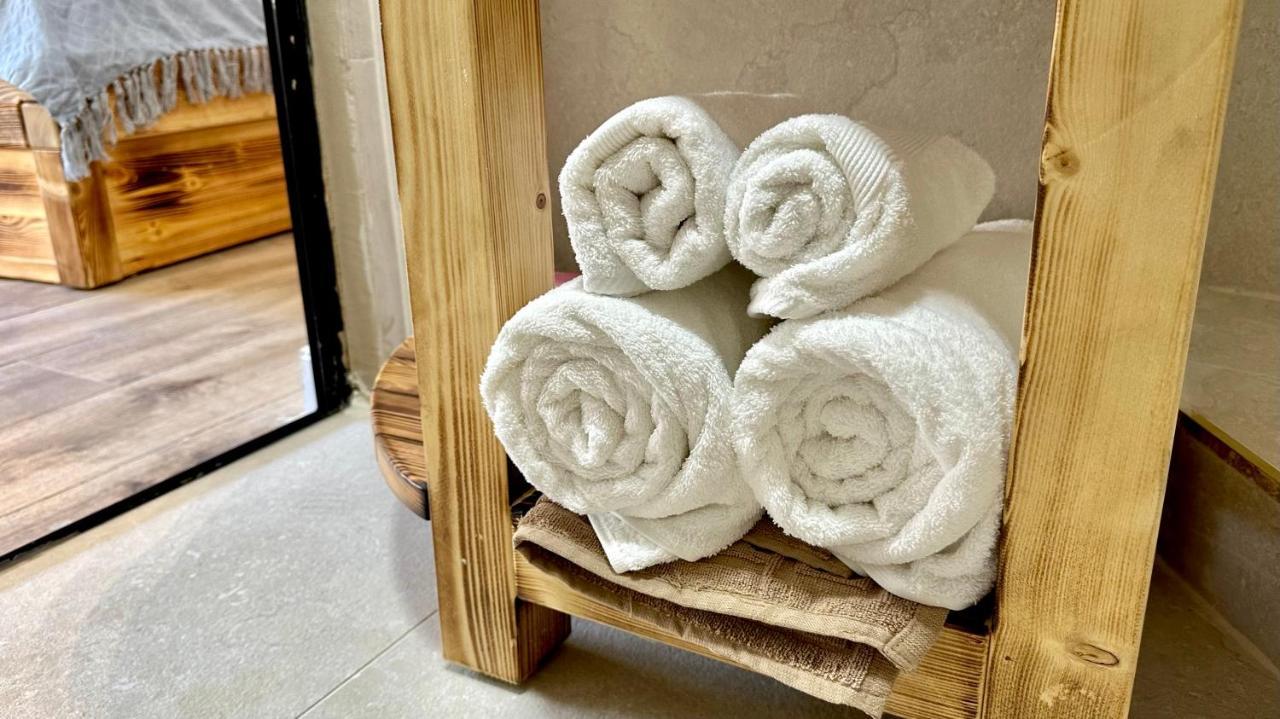 Boutique Apartment In Heart Of Haifa Bagian luar foto