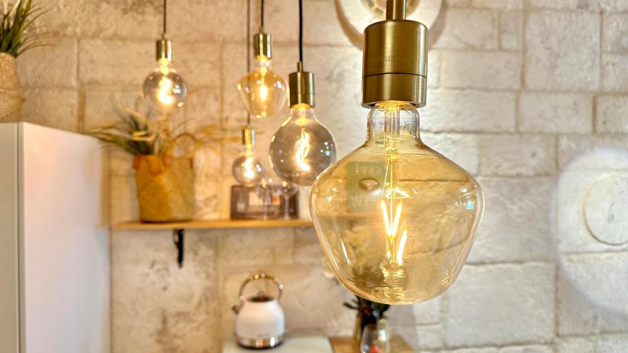 Boutique Apartment In Heart Of Haifa Bagian luar foto