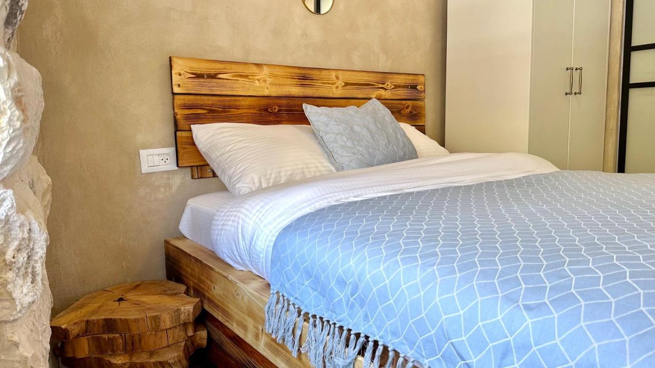 Boutique Apartment In Heart Of Haifa Bagian luar foto