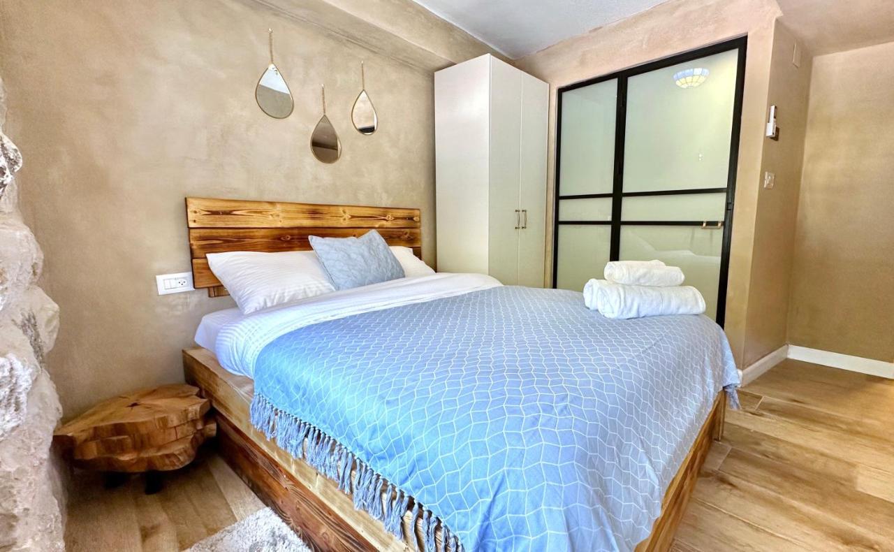 Boutique Apartment In Heart Of Haifa Bagian luar foto