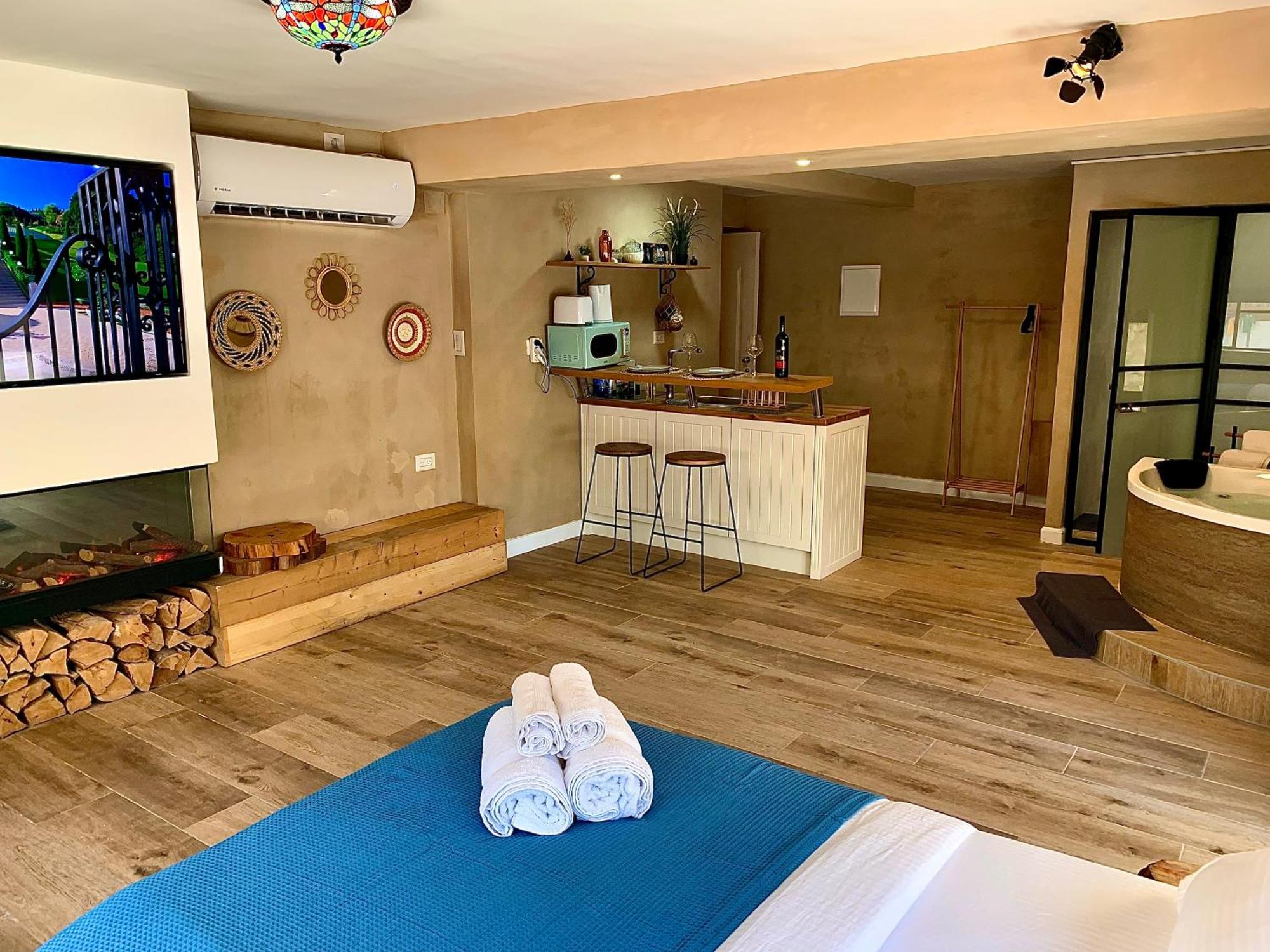 Boutique Apartment In Heart Of Haifa Bagian luar foto
